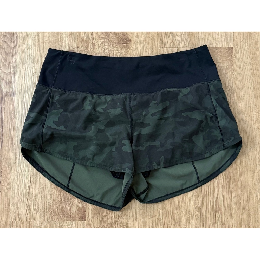Lululemon Speed Up Short High Rise 2.5" Camo Multi Gator Green Black Size 10